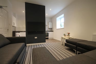 6 bed house, Westgate Road, Newcastle Upon Tyne, Newcastle, NE46AD - Image 1